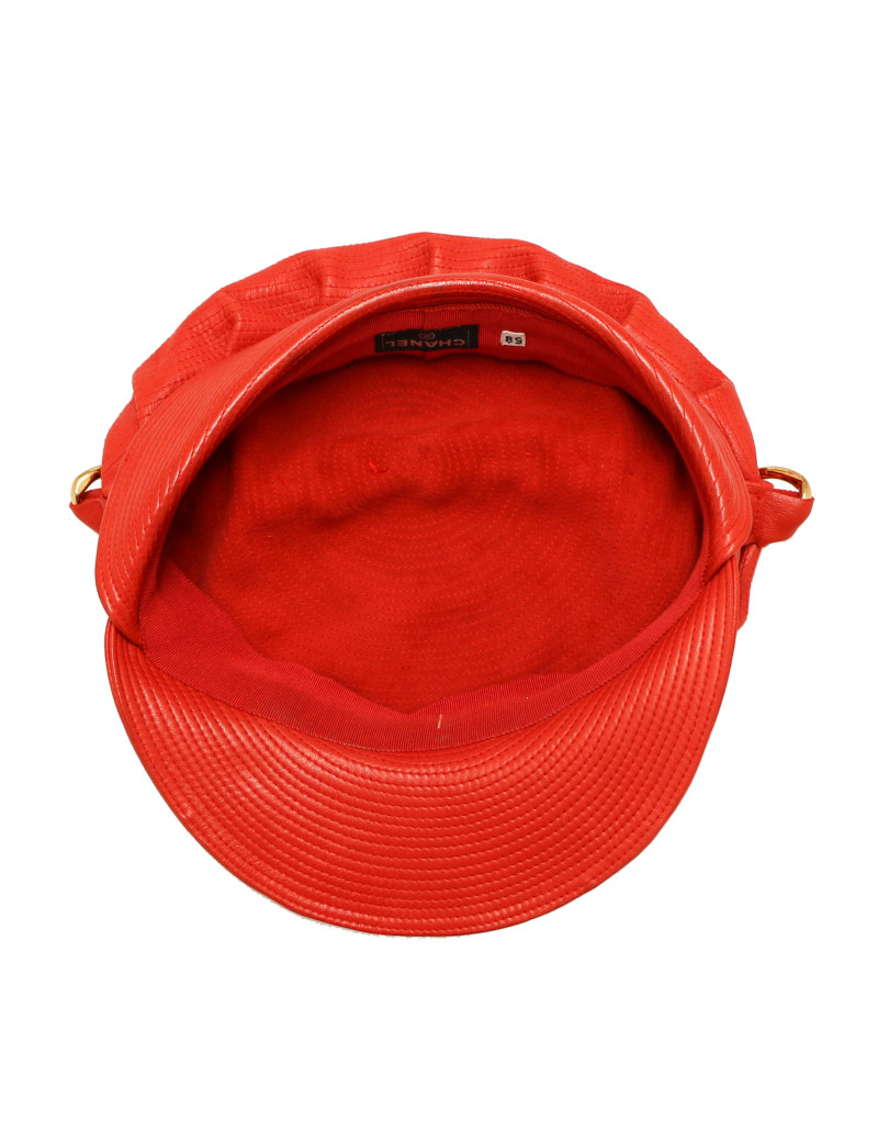 Casquette CHANEL cuir rouge