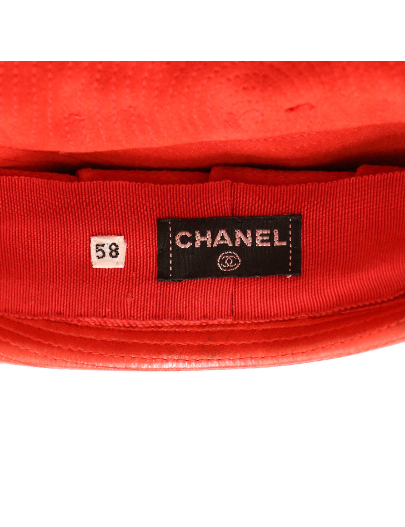 Casquette CHANEL cuir rouge
