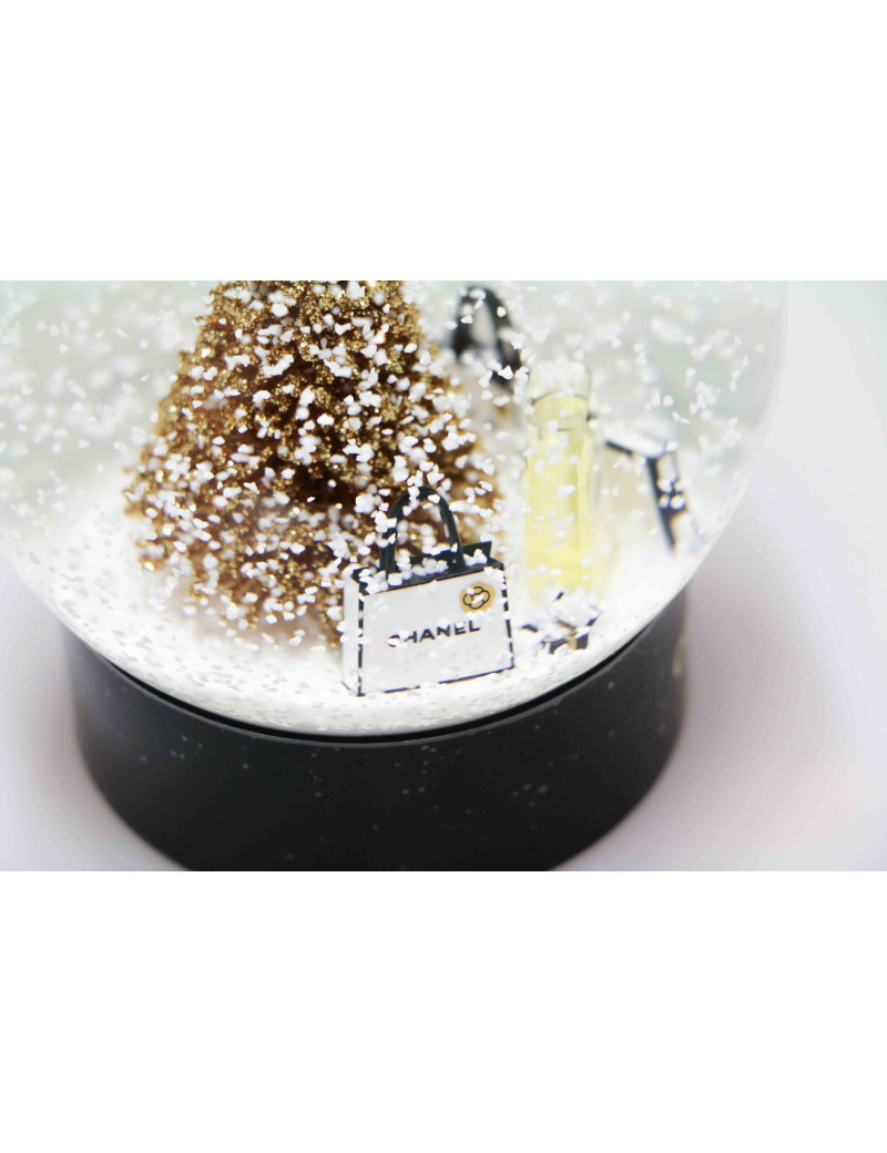 Boule à neige CHANEL