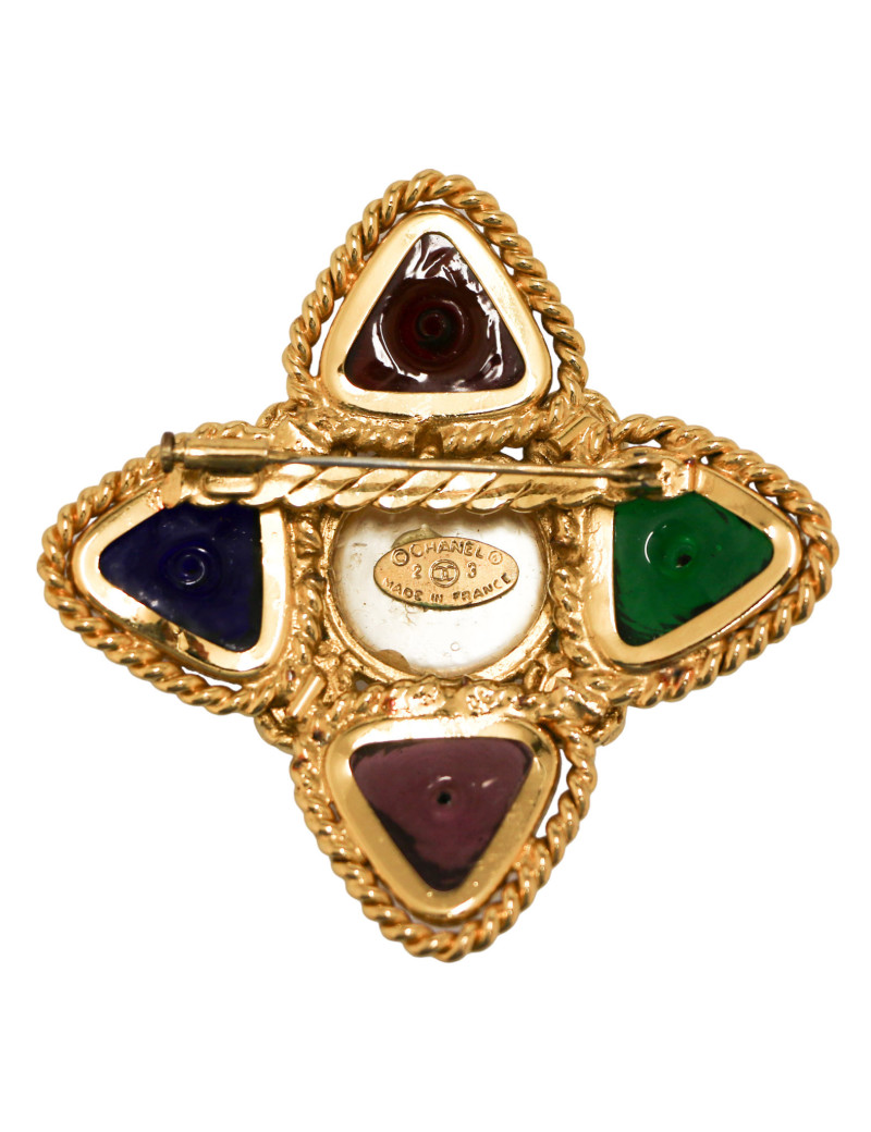 Large CHANEL glass brooch