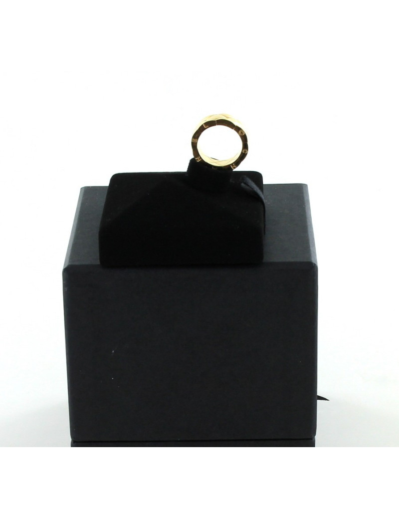 bague chanel matelassée en or jaune t49