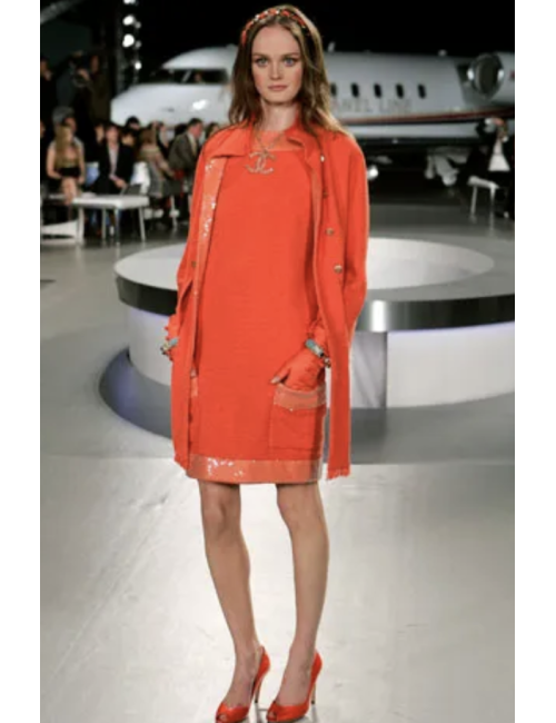 CHANEL 'Paris Los Angeles' Jacket in coral tweed and neck in sequins