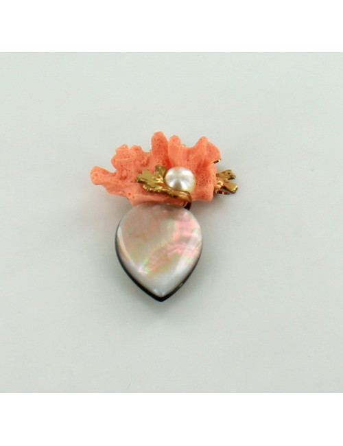 broche FABRICE en corail et nacre
