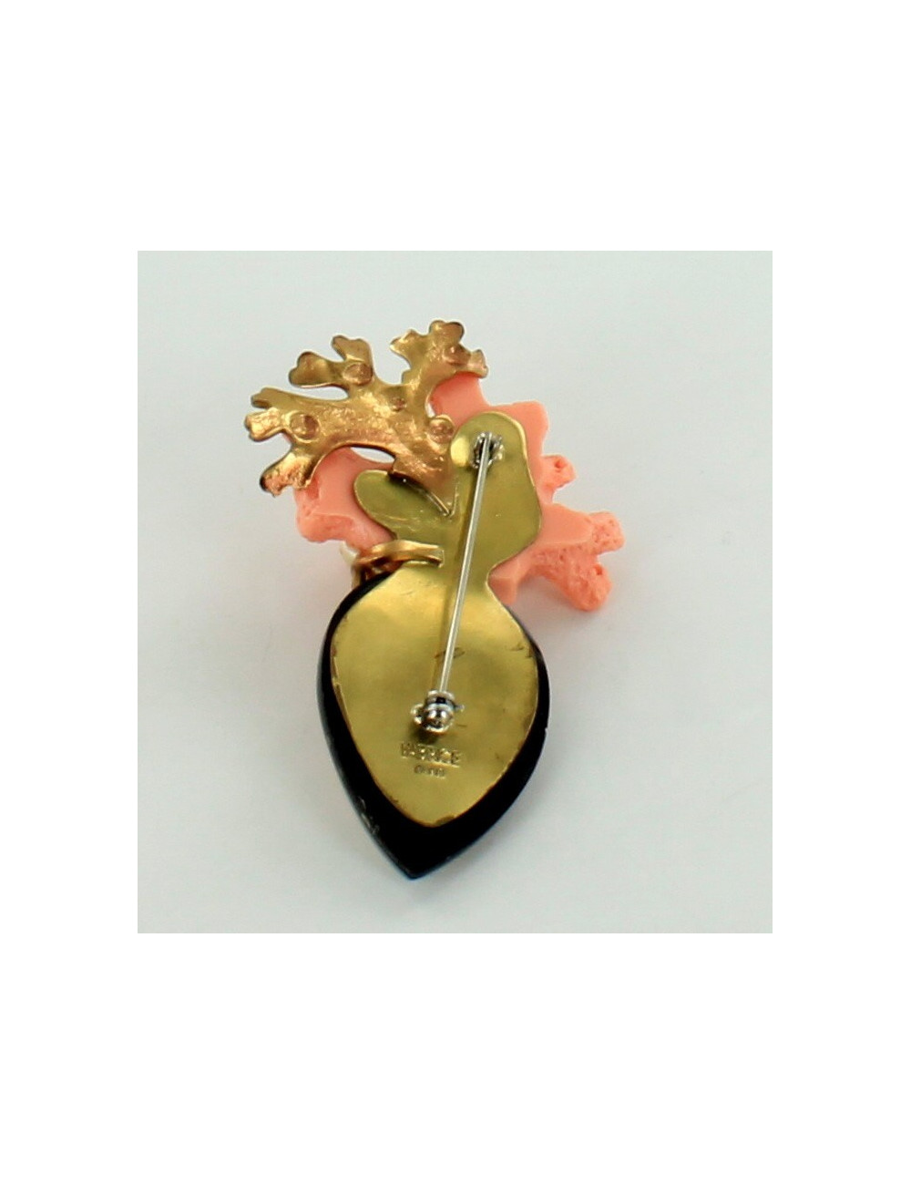 broche FABRICE en corail et nacre