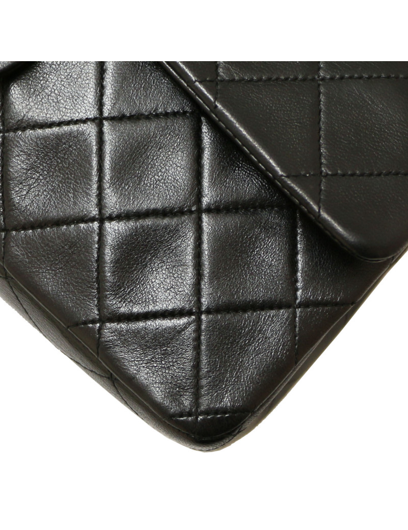 Timeless 25 cm vintage CHANEL