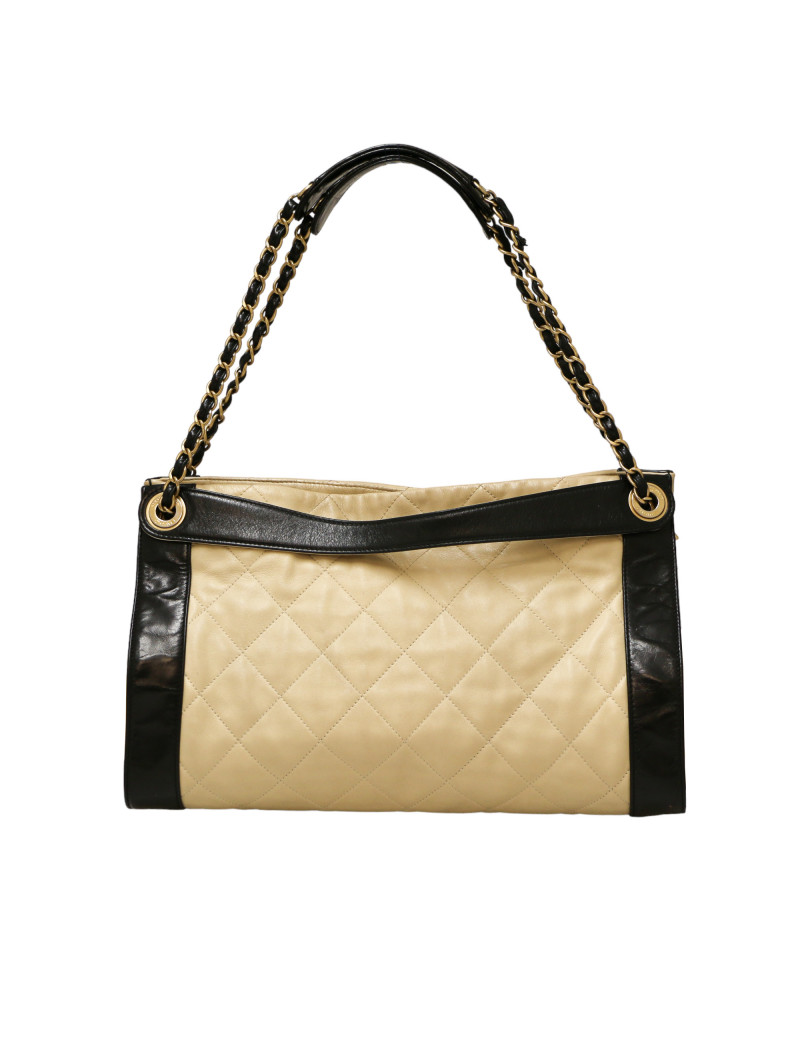 Sac CHANEL cuir d'agneau beige