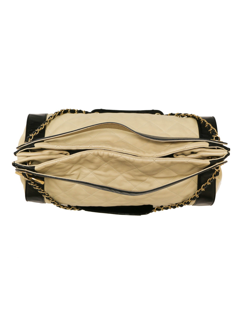 Sac CHANEL cuir d'agneau beige