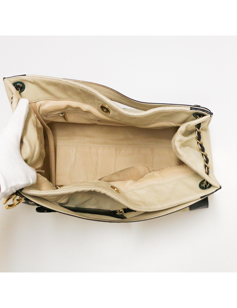 Sac CHANEL cuir d'agneau beige