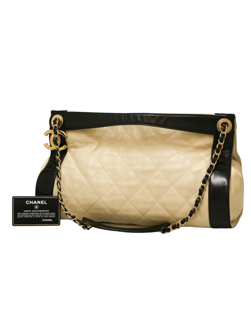 Sac CHANEL cuir d'agneau beige