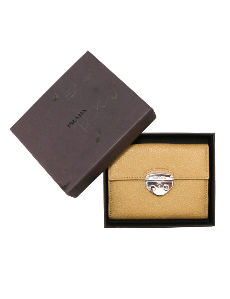 Porte monnaie PRADA cuir grainé gold