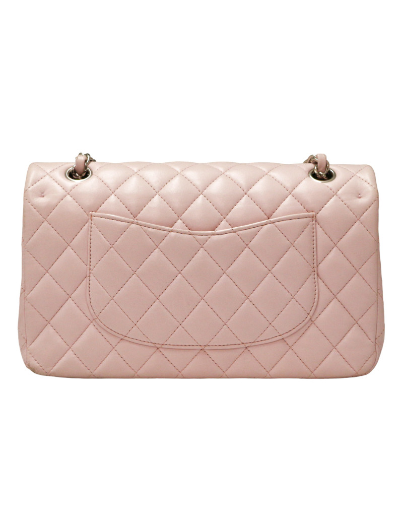 Timeless CHANEL cuir d'agneau rose pâle