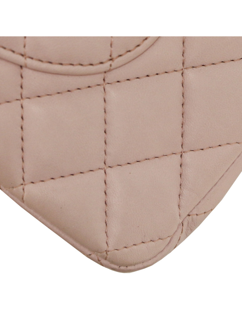 Timeless CHANEL cuir d'agneau rose pâle