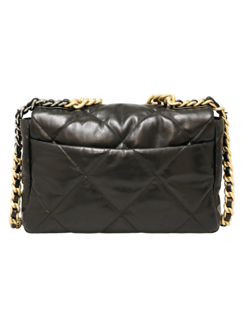 Le 19 CHANEL cuir noir 