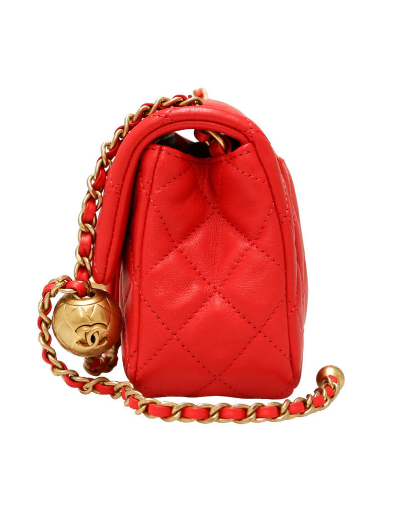 CHANEL Mini classique red with adjustable chain