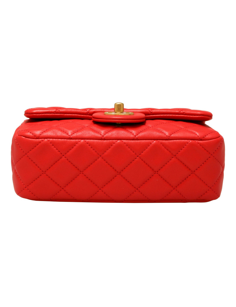 CHANEL Mini classique red with adjustable chain