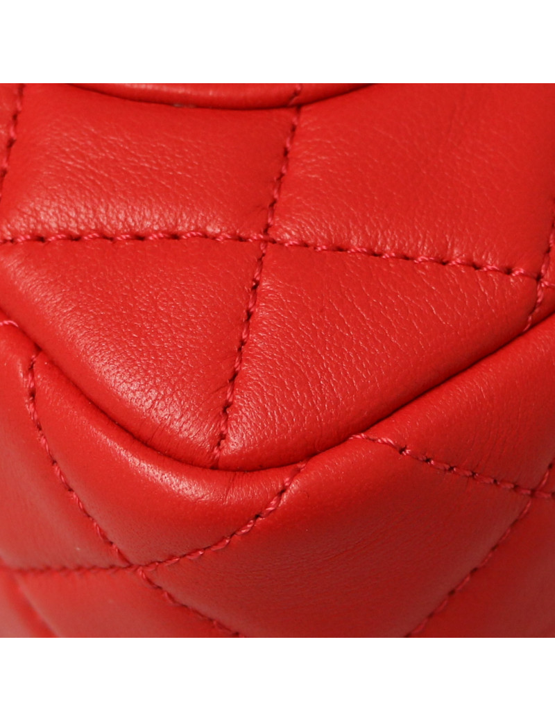 CHANEL Mini classique red with adjustable chain