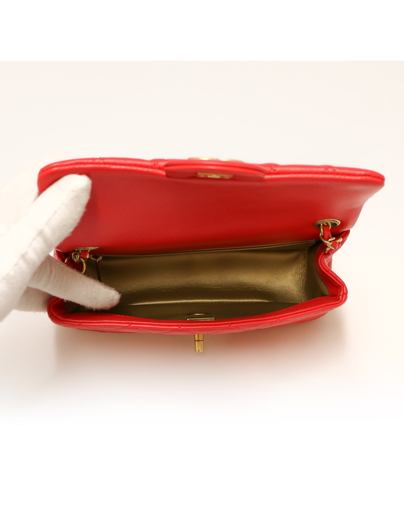 CHANEL Mini classique red with adjustable chain