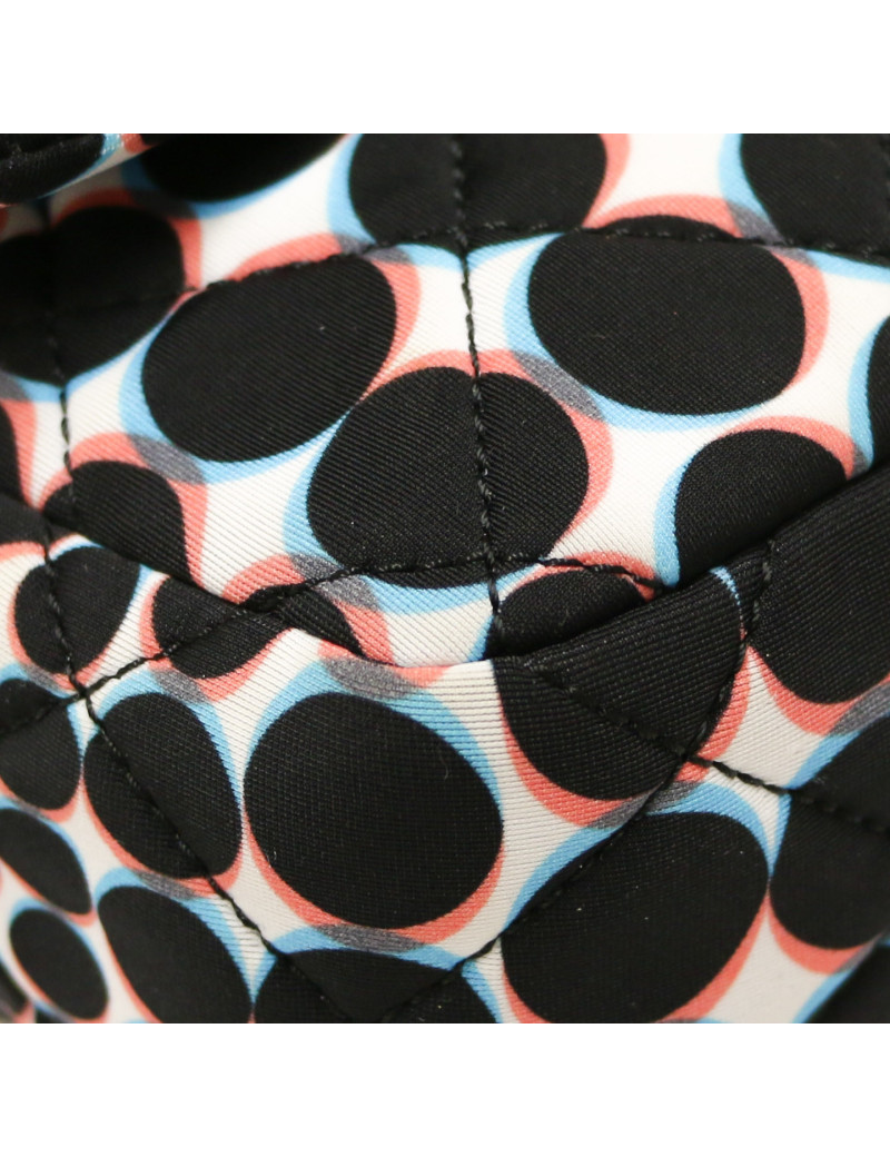 Timeless CHANEL toile 3D