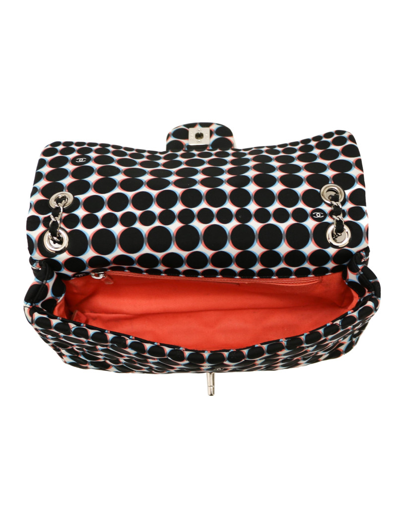Timeless CHANEL toile 3D