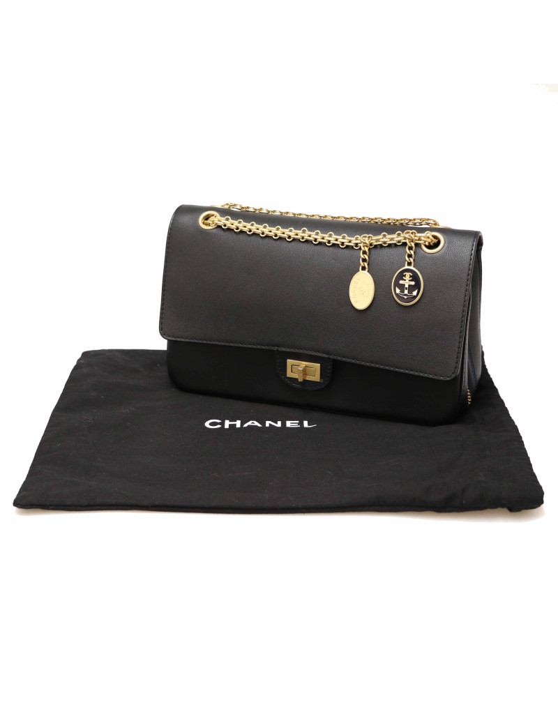 CHANEL black bag with burgundy trimming