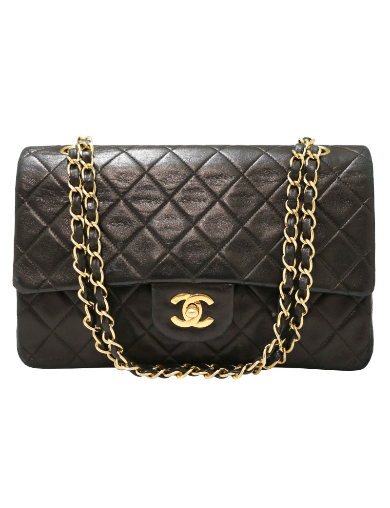 Sac Classique Chanel medium cuir d'agneau