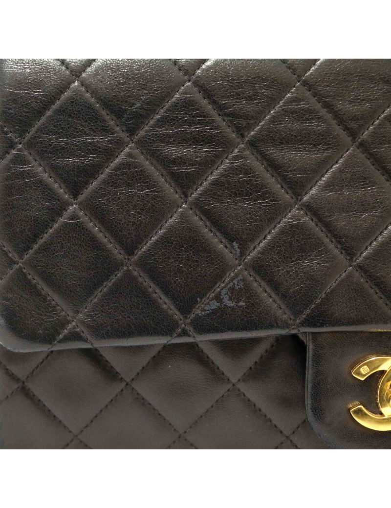 Sac Classique Chanel medium cuir d'agneau