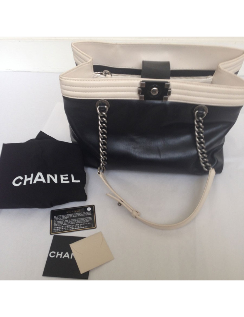 Sac CHANEL fermoir boy bicolore bleu et blanc