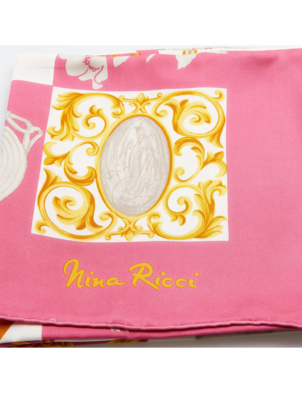 Carré NINA RICCI Vintage