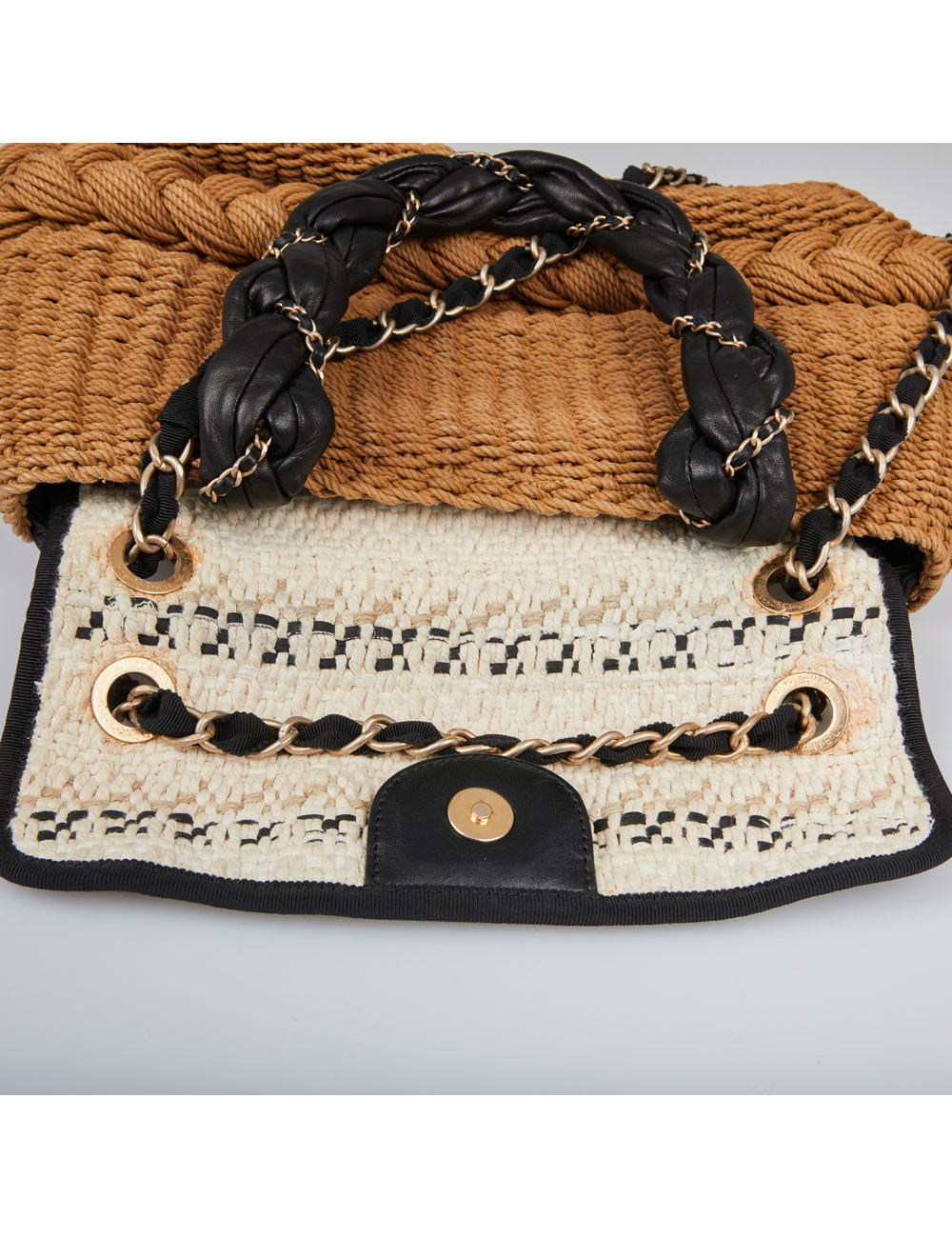 CHANEL  beige woven rope bag