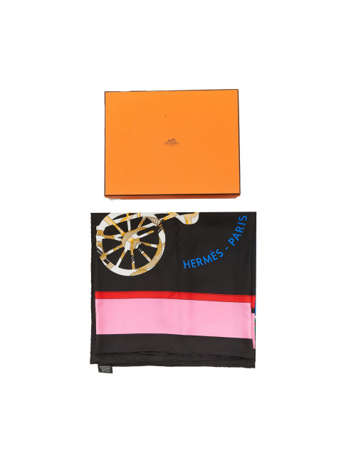 Grand foulard HERMES Tout en Carré soie