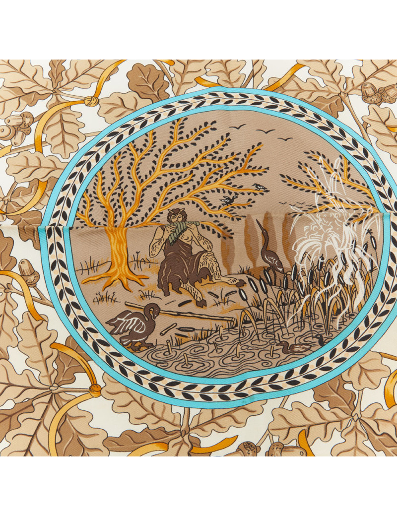 Carré HERMES soie 100 %