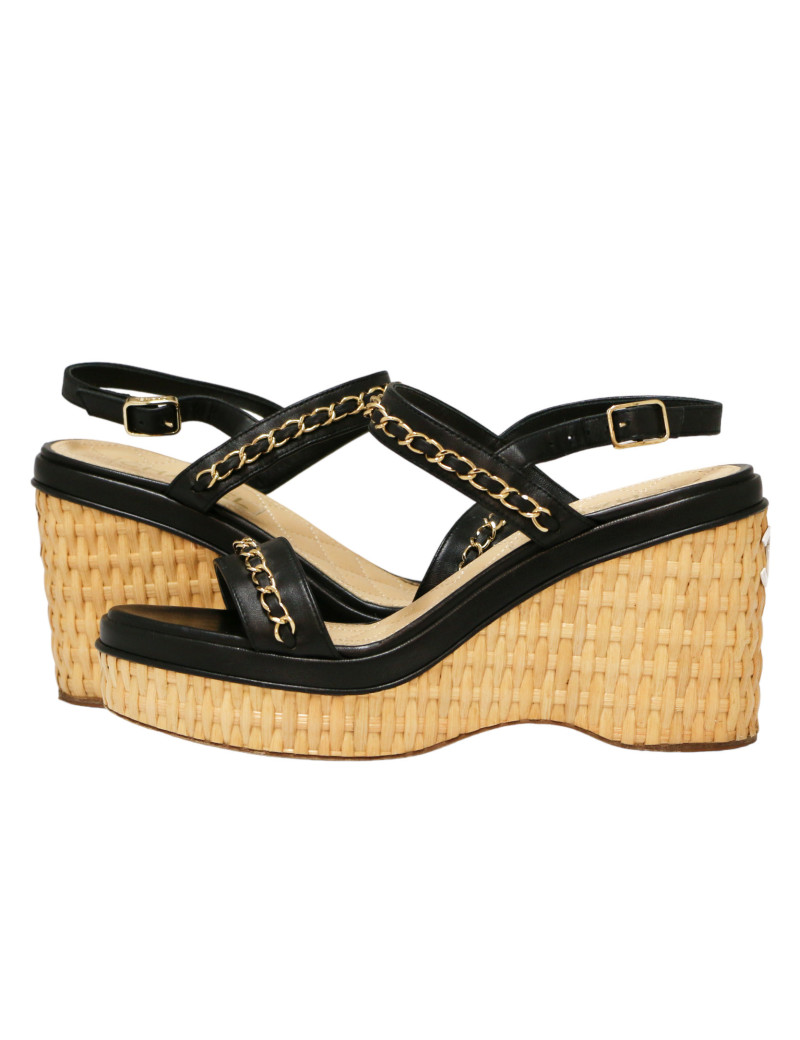 Escarpins T38,5 C CHANEL 