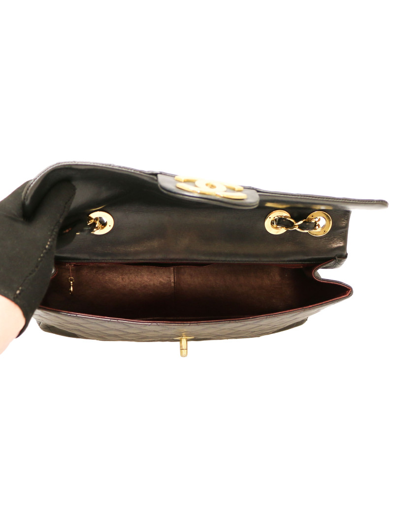 CHANEL Vintage black Maxi jumbo