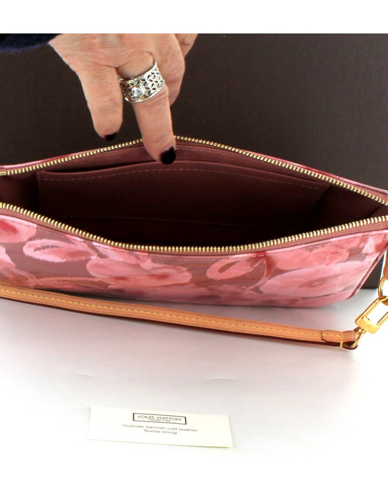 pochette LOUIS VUITTON 
