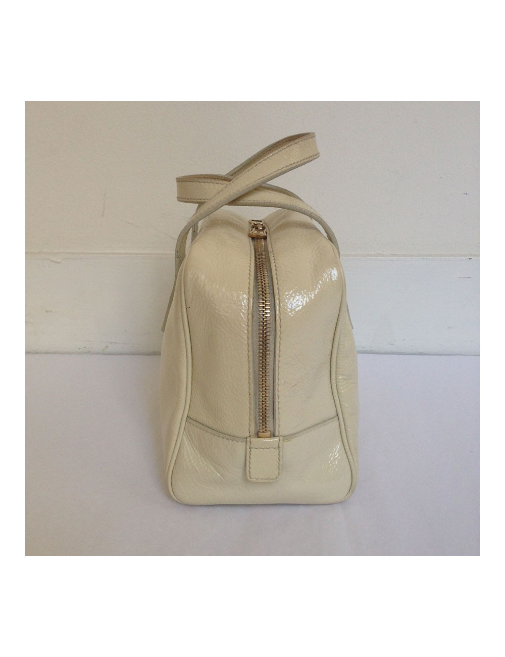 Petit sac YVES SAINT LAURENT cuir vernis crème