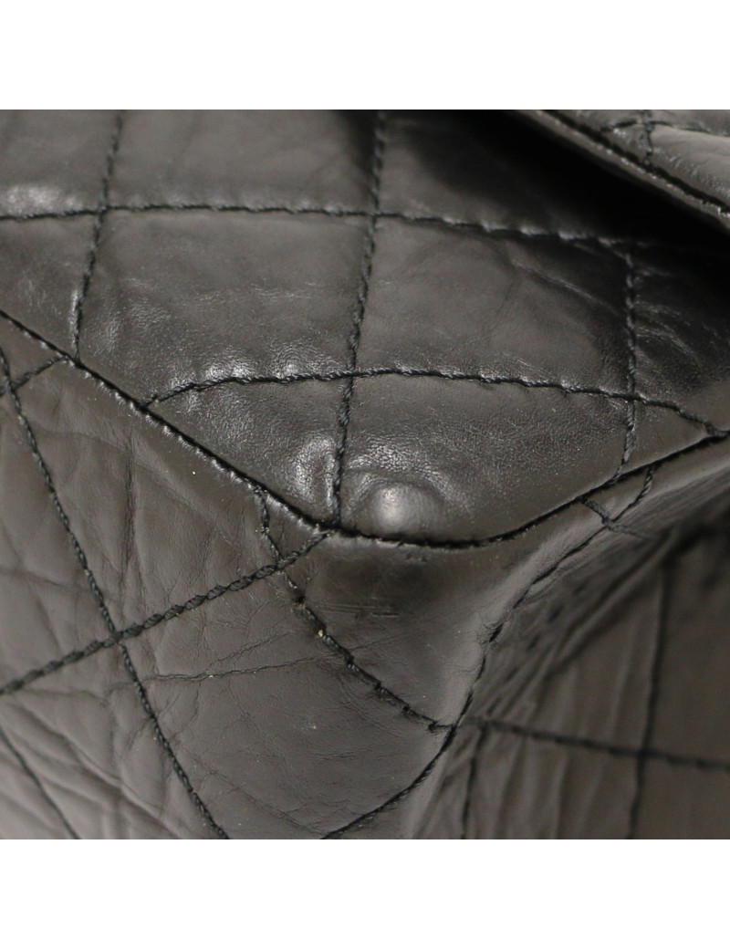 CHANEL 2.55 in black crumpled leather