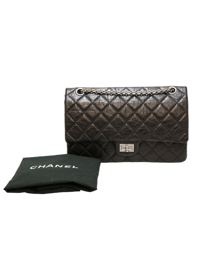 CHANEL 2.55 in black crumpled leather