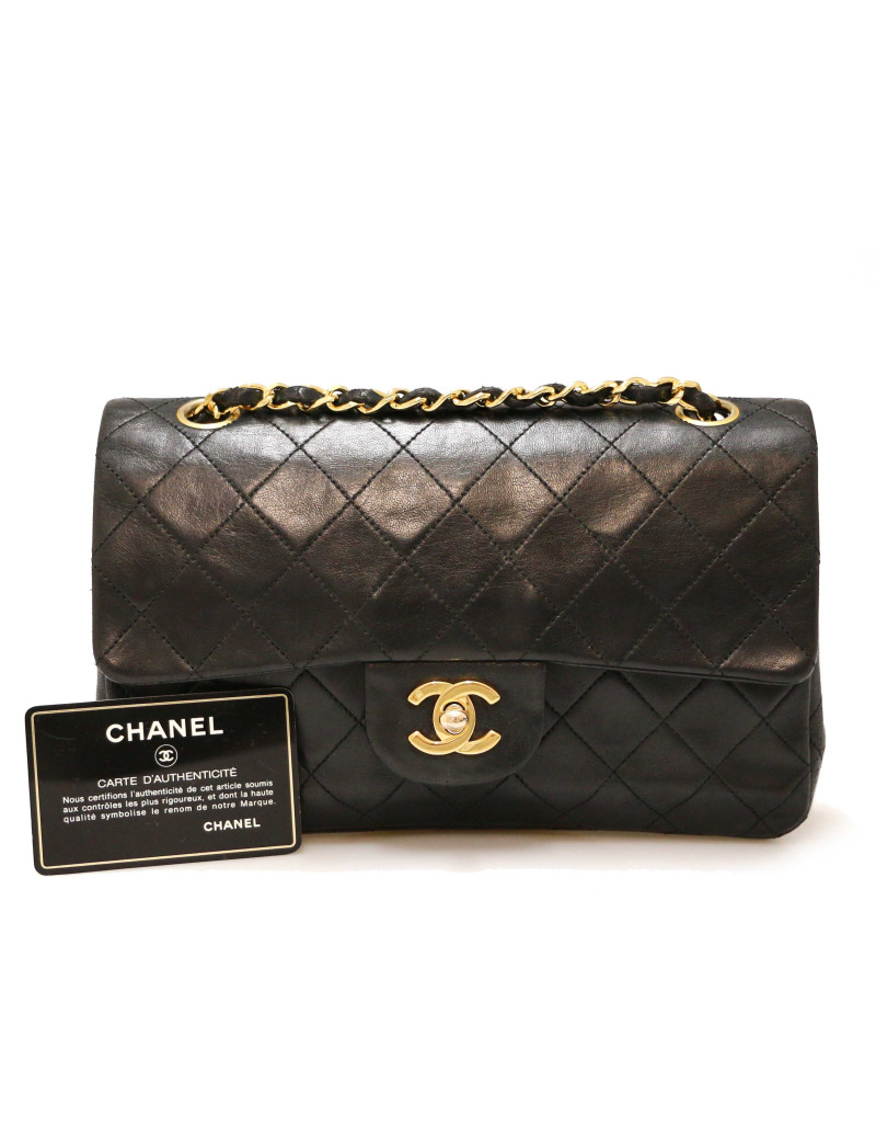 Sac noir CHANEL classique