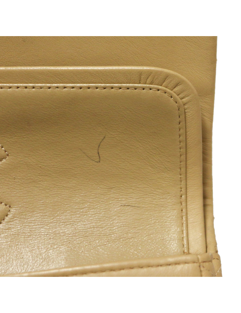 Timeless beige CHANEL cuir d'agneau