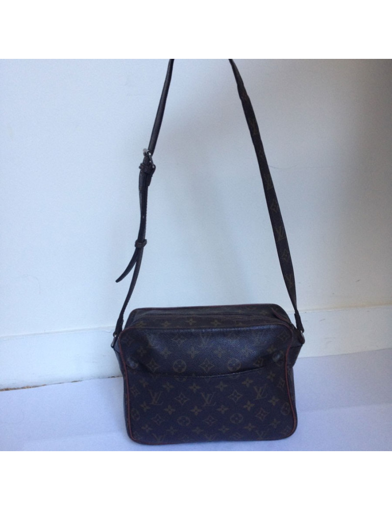 Sacoche LOUIS VUITTON