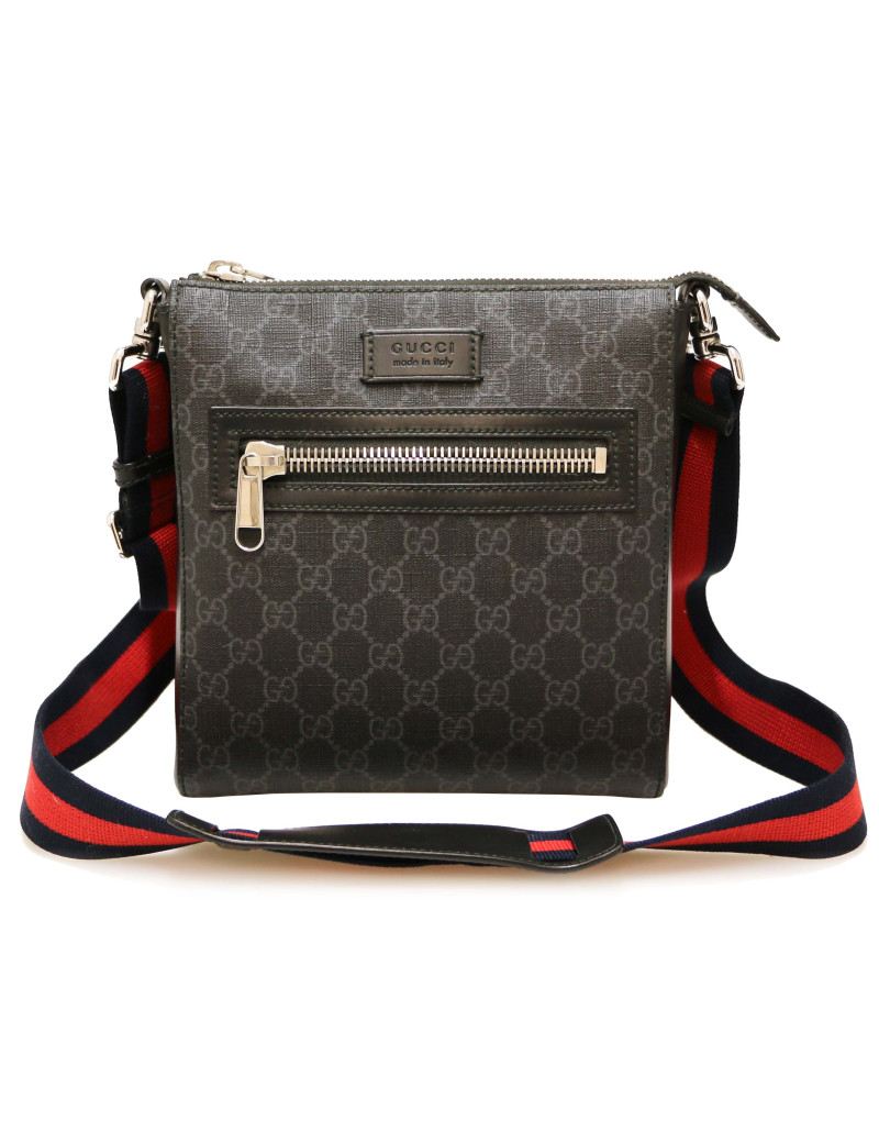 Sacoche GUCCI porté épaule