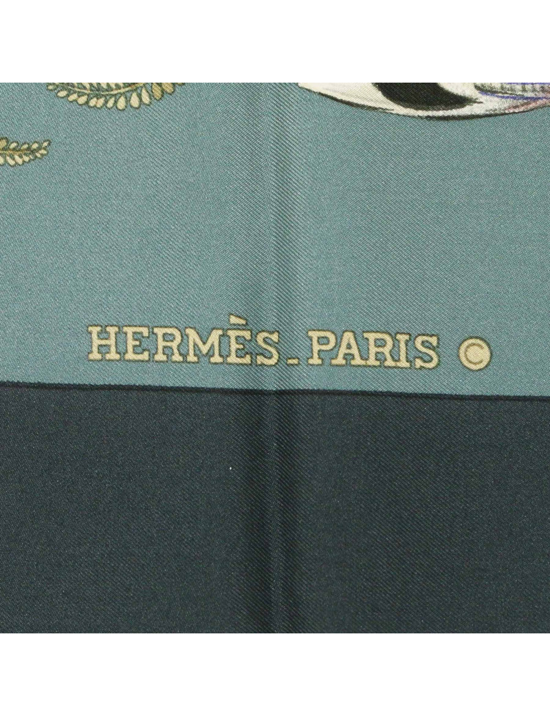 A NETTOYER Carré soie HERMES gibier