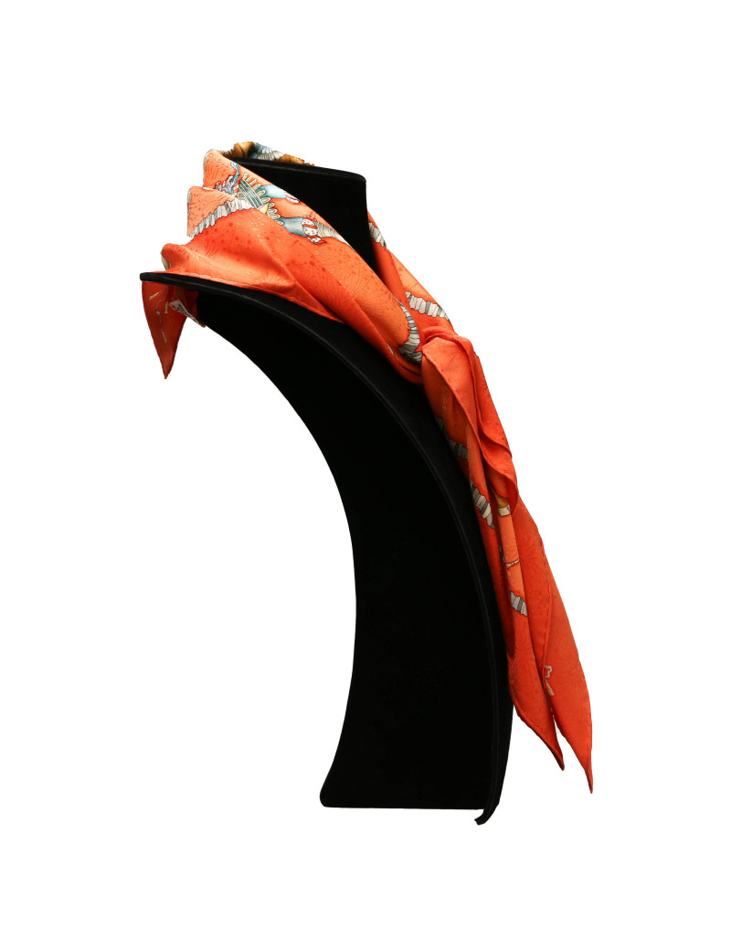 Carré Les Fetes du Roi Soleil HERMES soie