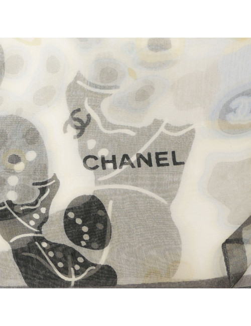 Châle CHANEL voile de soie 