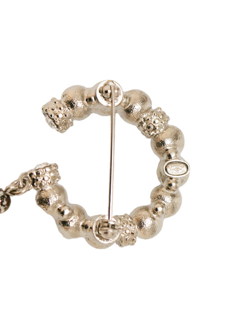 CHANEL long necklace with C H A N E L brooches