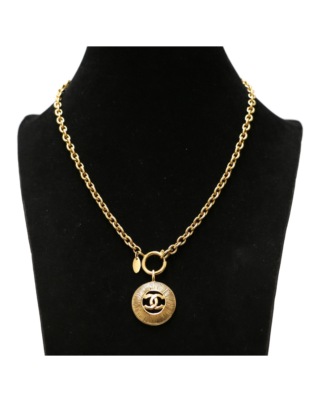 Collier CHANEL vintage pendentif