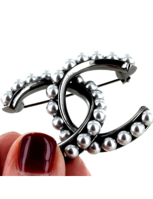 Broche CHANEL 