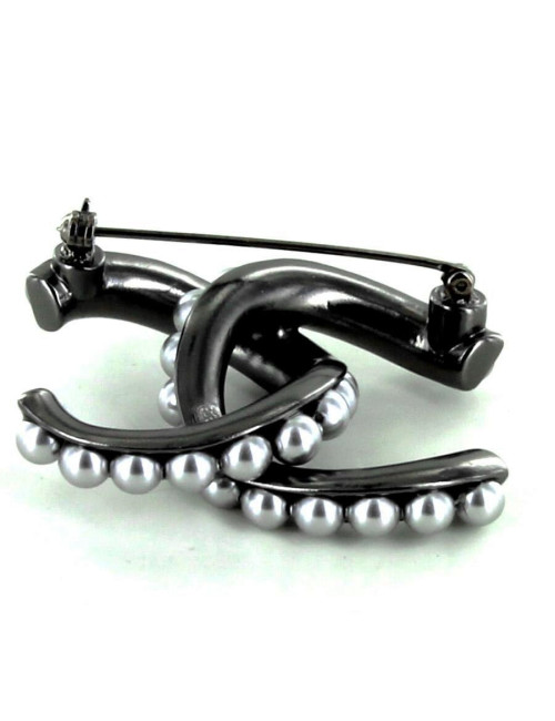 Broche CHANEL 