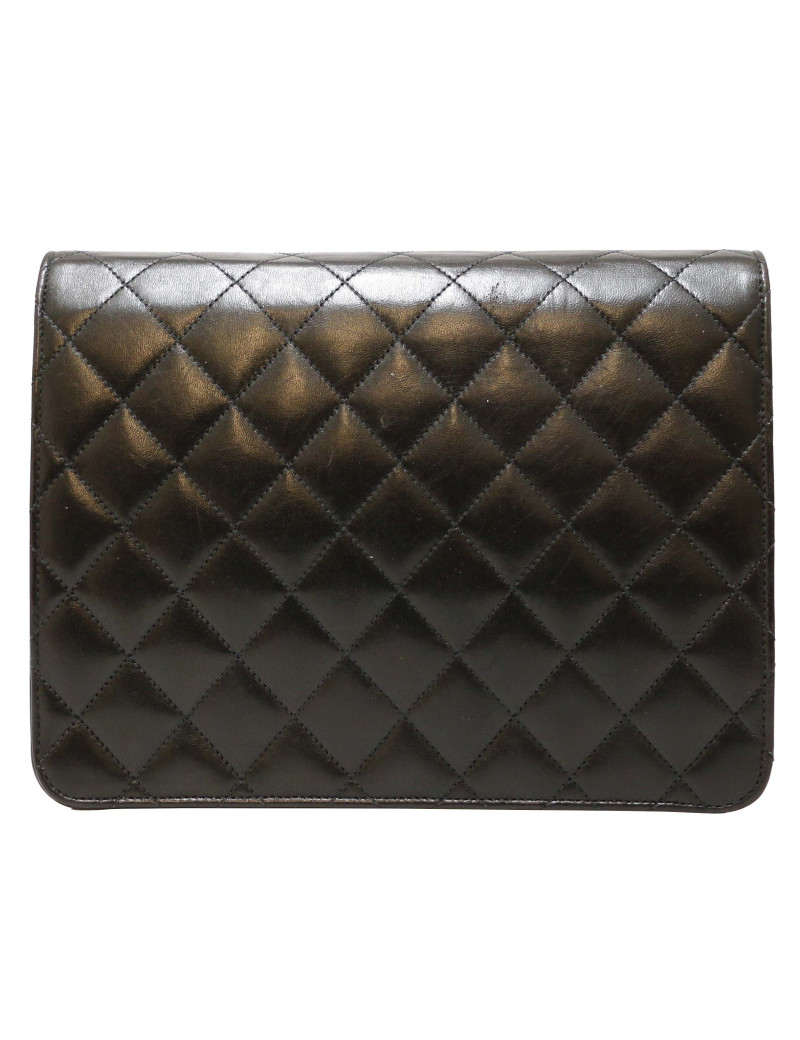 Sac à main CHANEL cuir matelassé noir