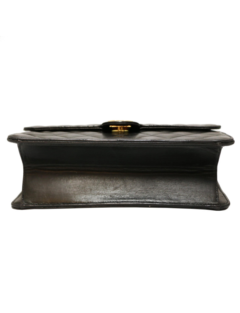 Sac à main CHANEL cuir matelassé noir